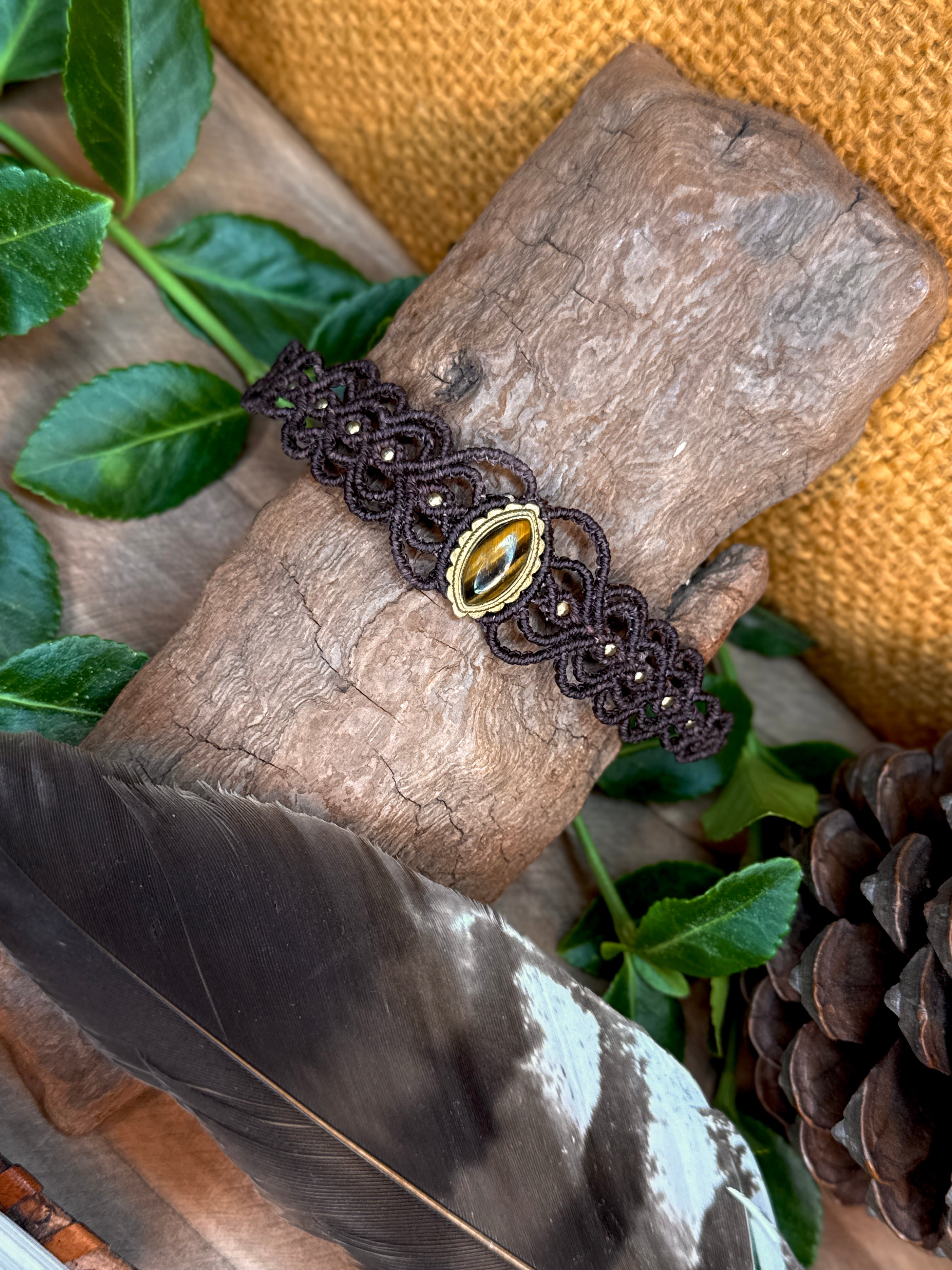 Tiger's eye stone bracelet
