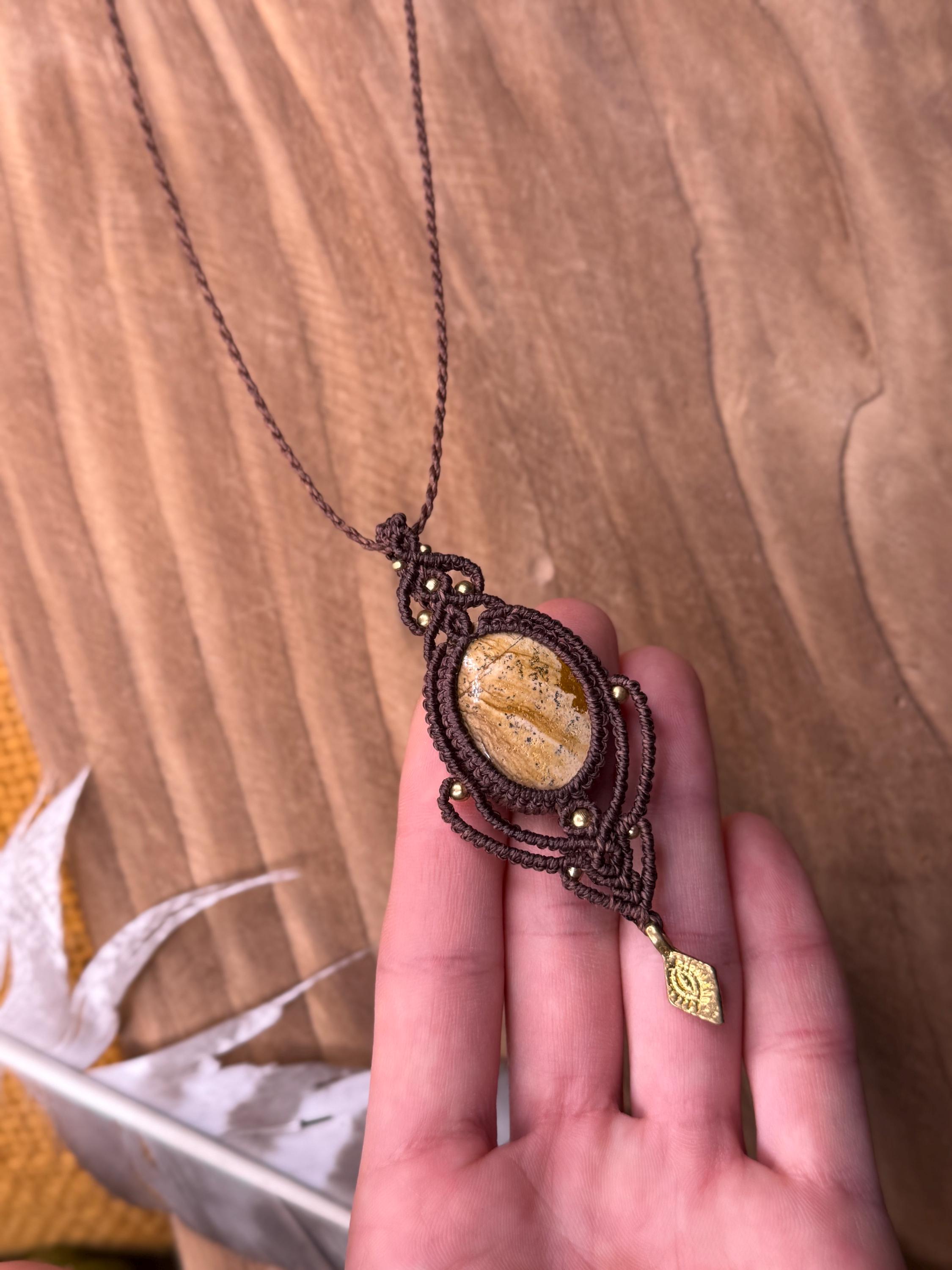 Collier • Pendentif avec une pierre de jaspe paysage • connection à la terre