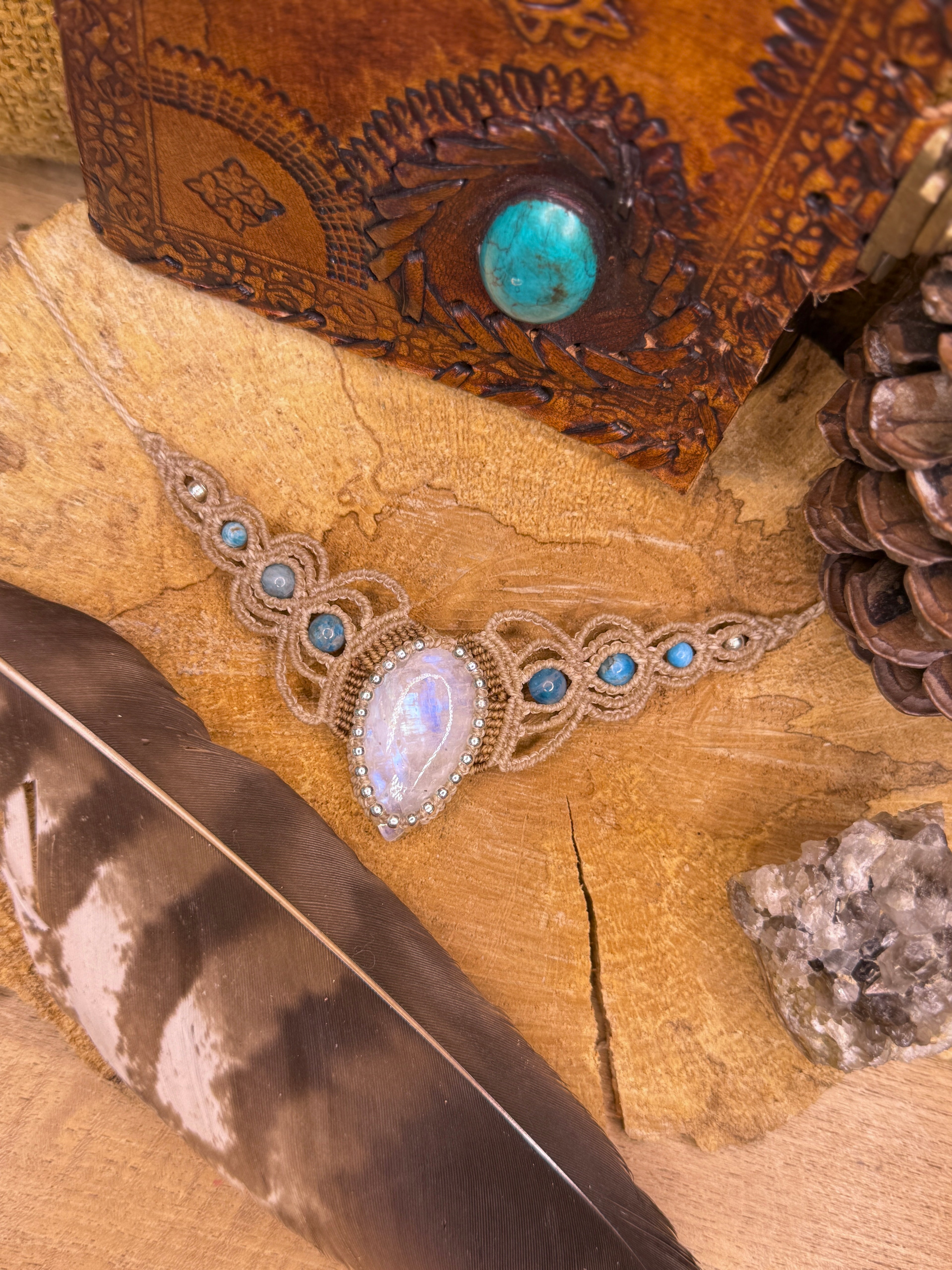 Collier • Pierre de lune • Apatite