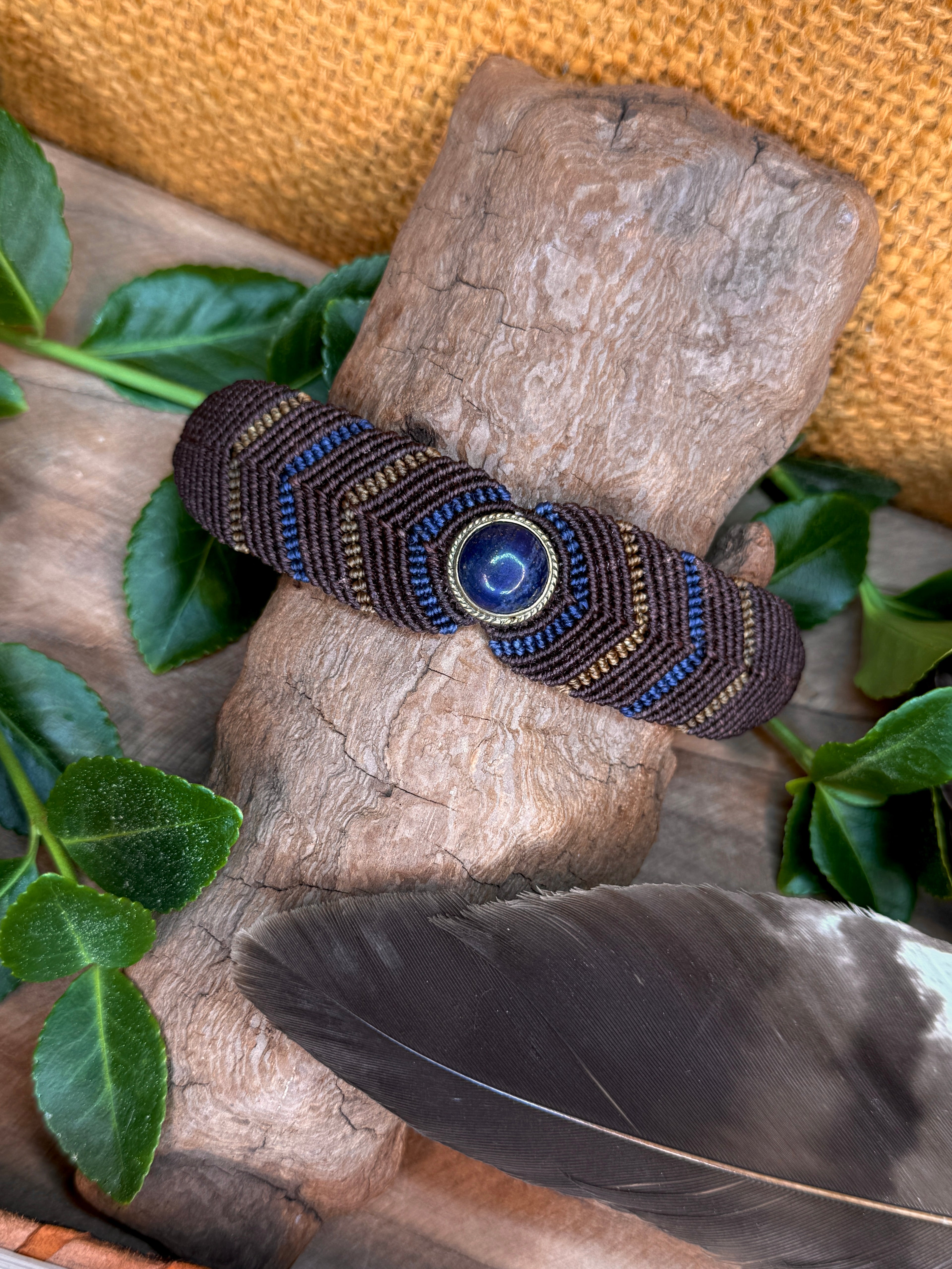 Bracelet with a Lapis Lazuli stone