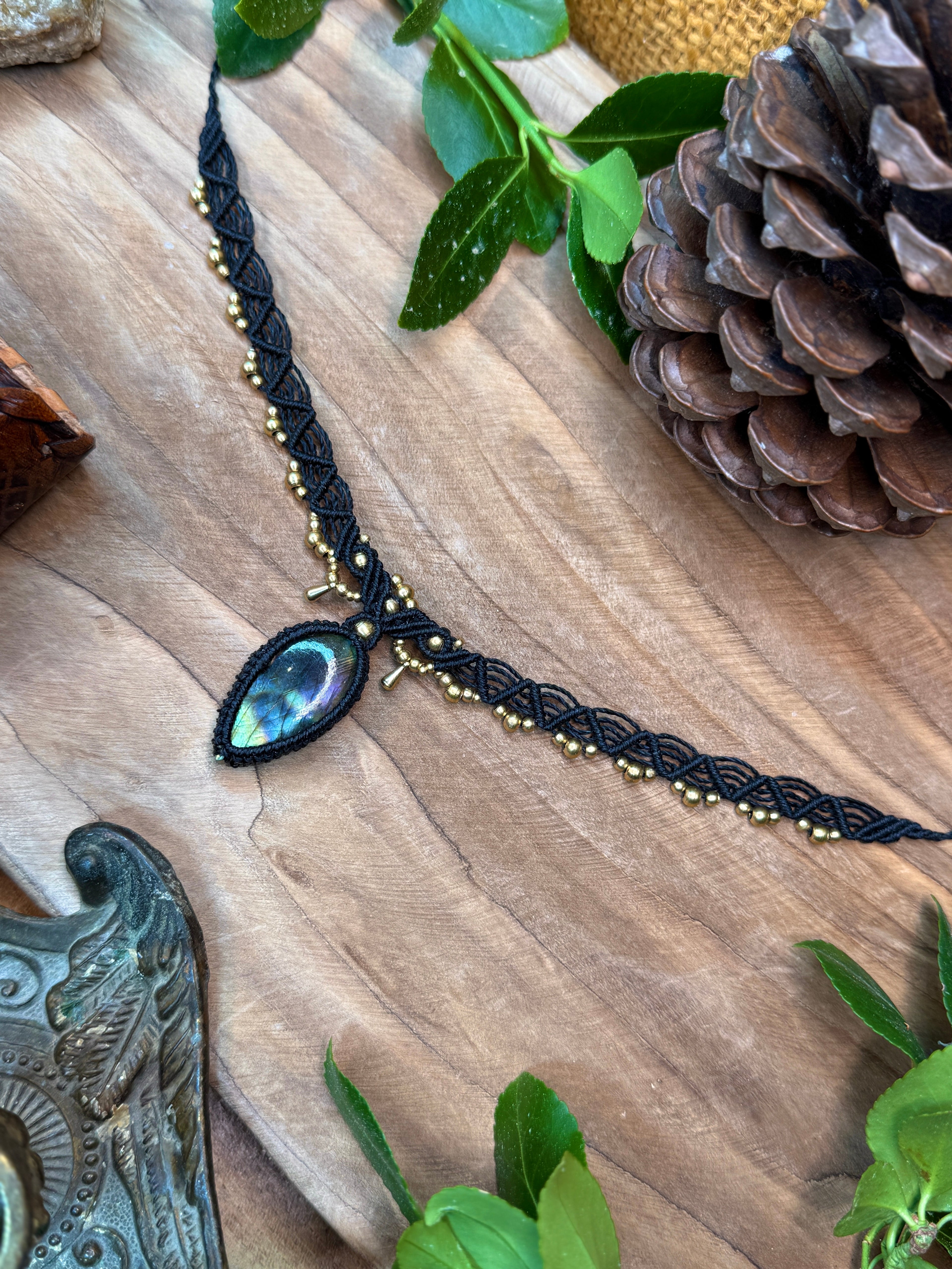 Collier • ras de cou • Labradorite