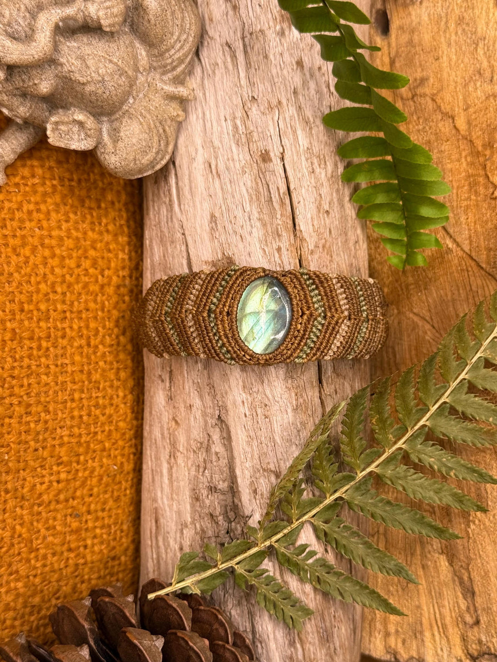 Bracelet avec une pierre de labradorite