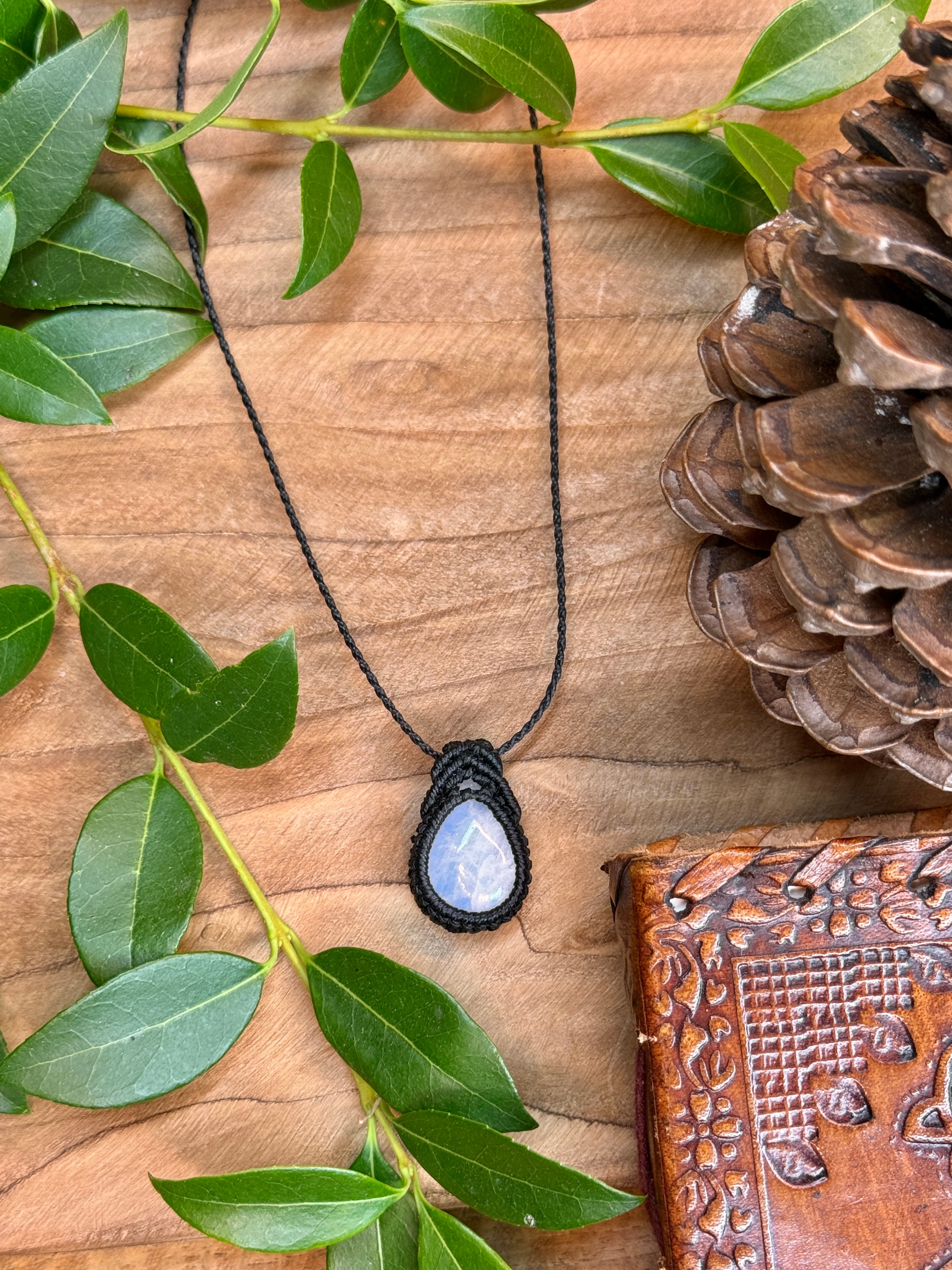 Pendentif • Collier • Pierre de Lune