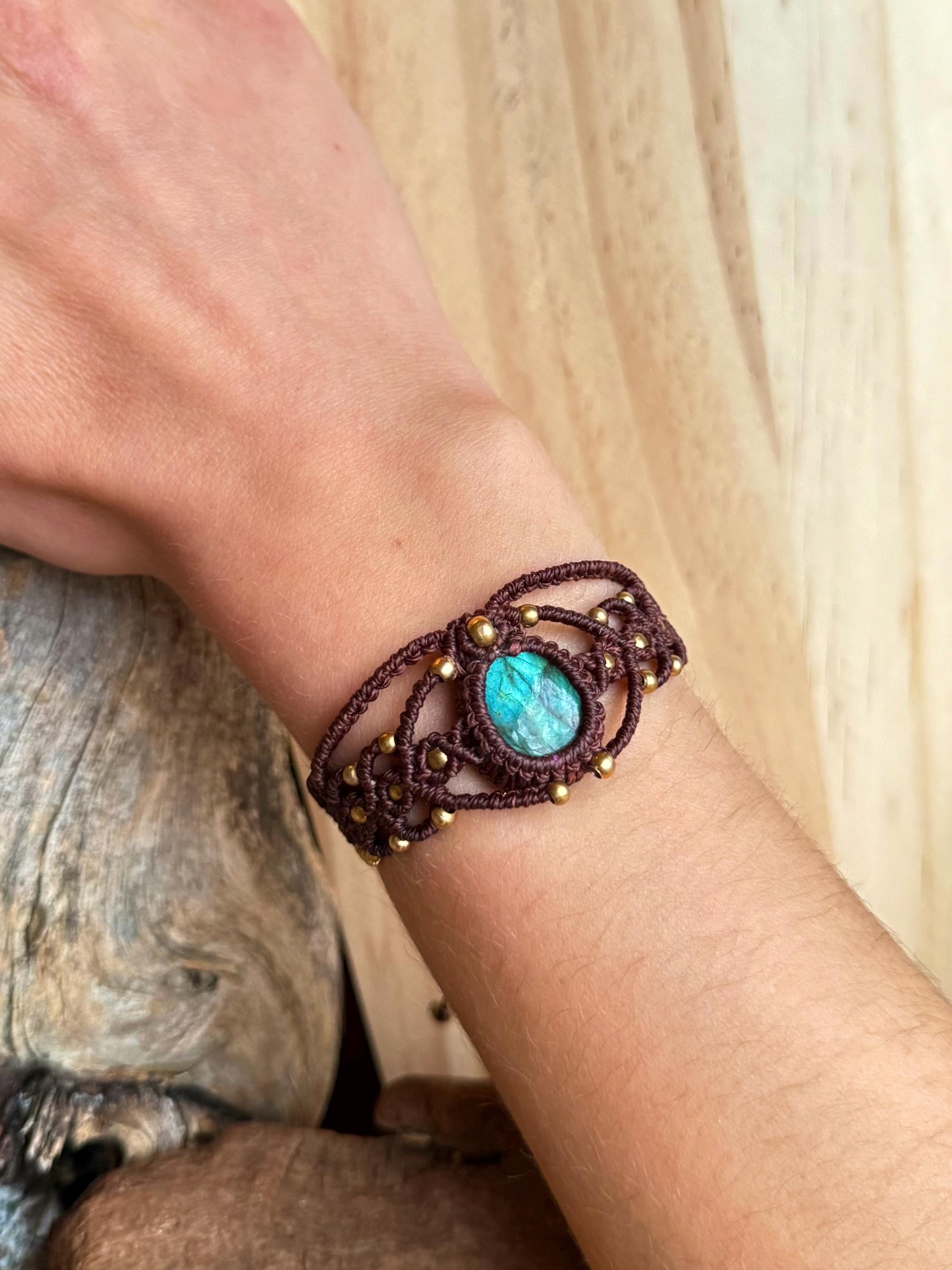 bracelet avec une pierre de labradorite