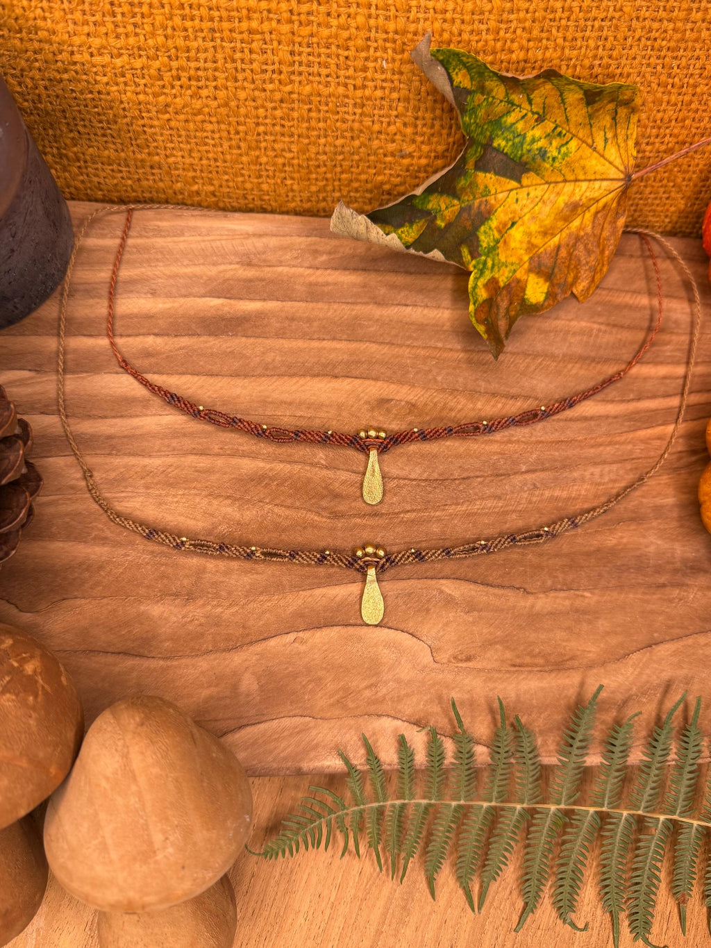 Tour de cou à breloque à en laiton (ras de cou - Neckband) médiéval renaissance