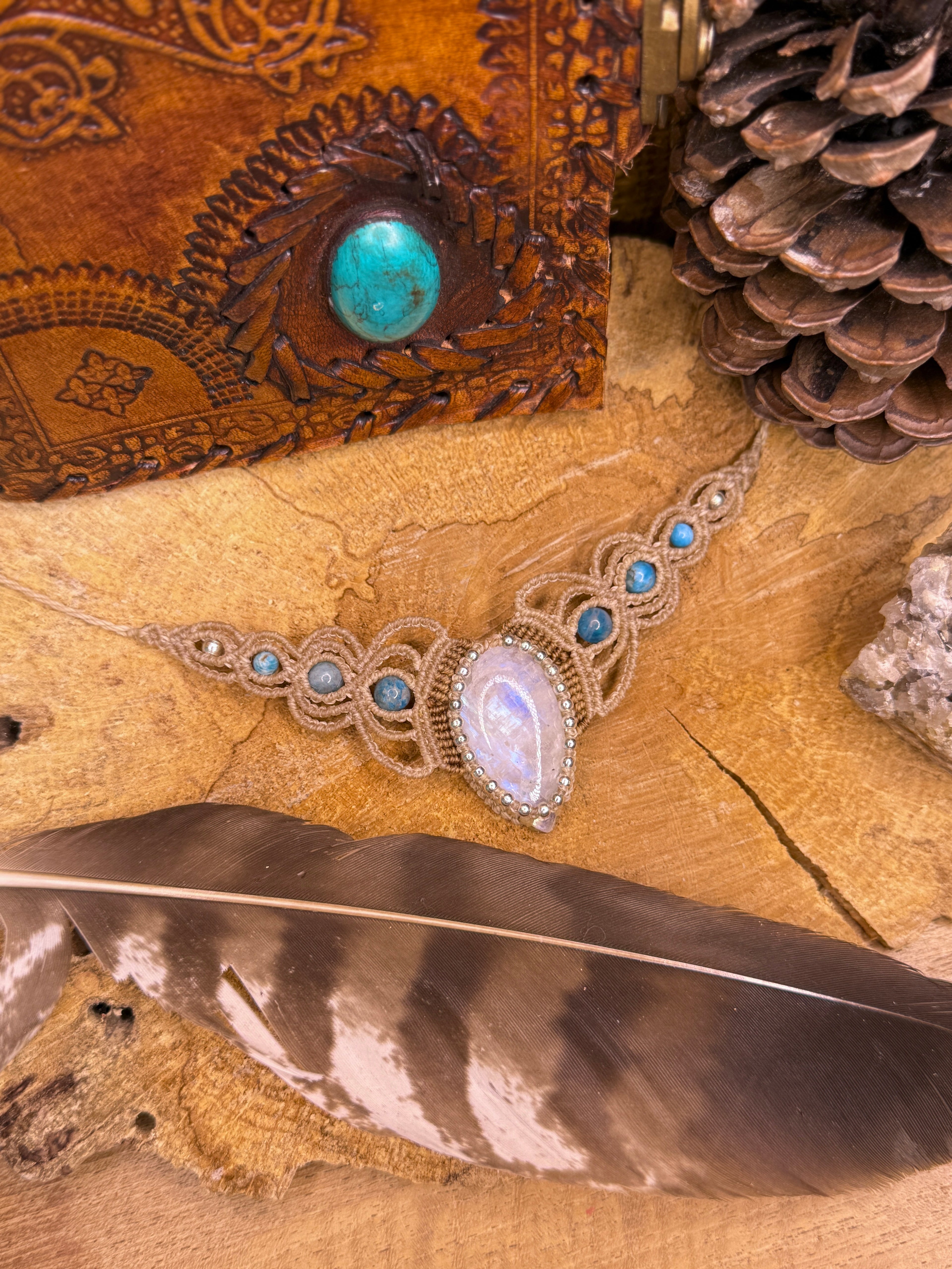 Collier • Pierre de lune • Apatite