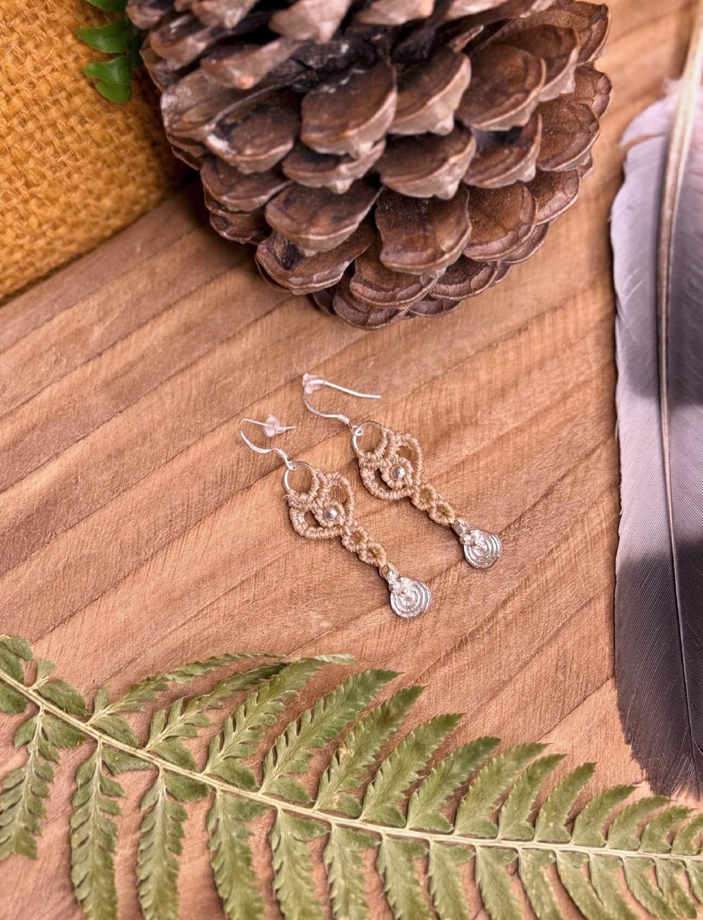 Petite boucles d’oreilles en laiton argenté