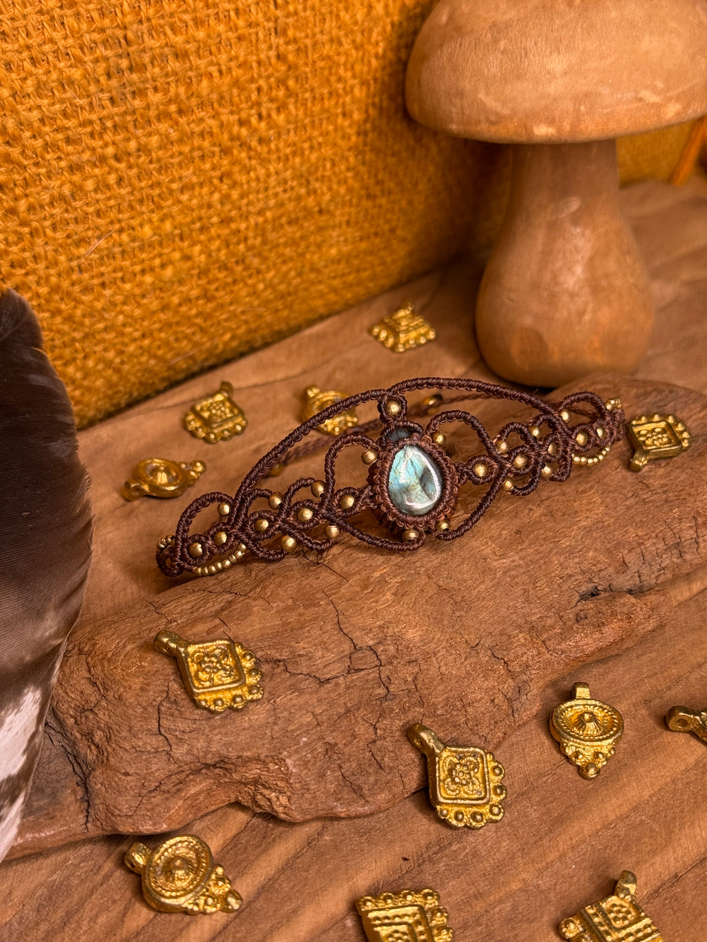 bracelet with a labradorite stone