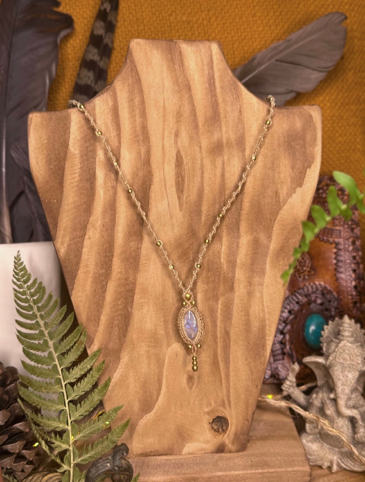 Moonstone necklace • feminine and intuitive