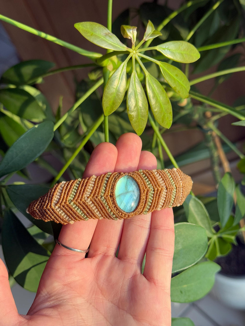 Bracelet avec une pierre de labradorite