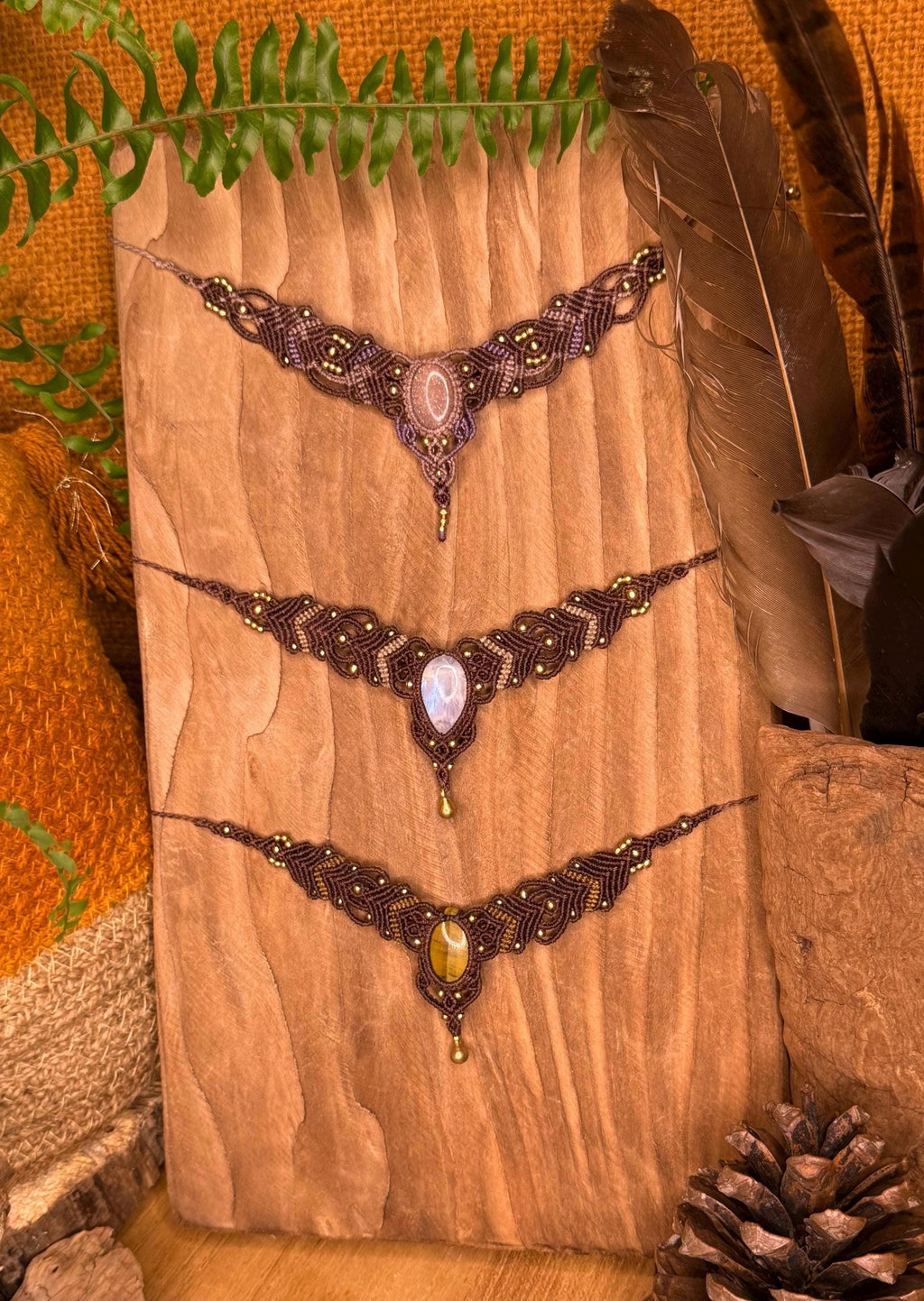 Collier • Tour de cou avec une pierre de lune pêche ou pierre de Lune