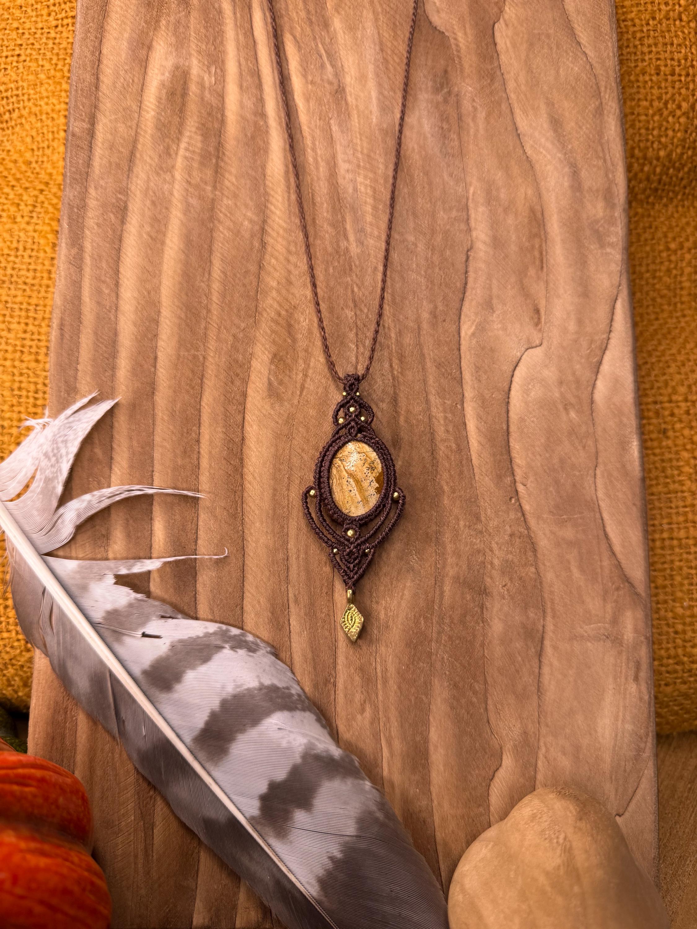 Collier • Pendentif avec une pierre de jaspe paysage • connection à la terre