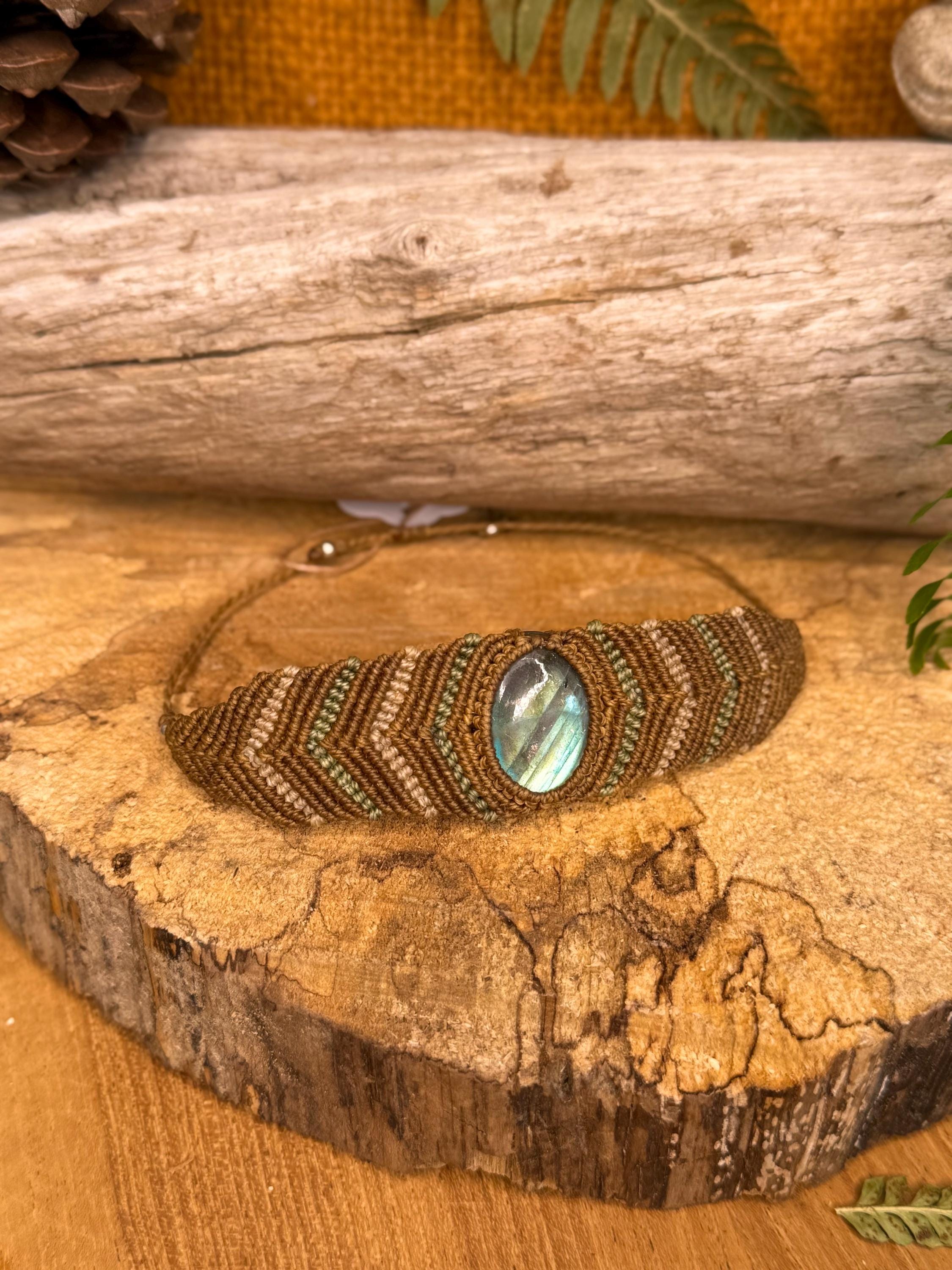 Bracelet avec une pierre de labradorite