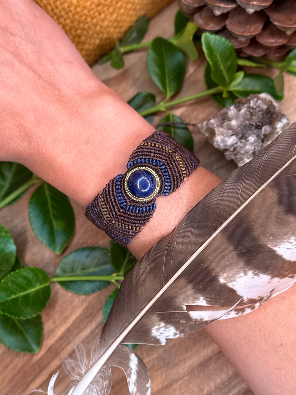 Bracelet with a Lapis Lazuli stone