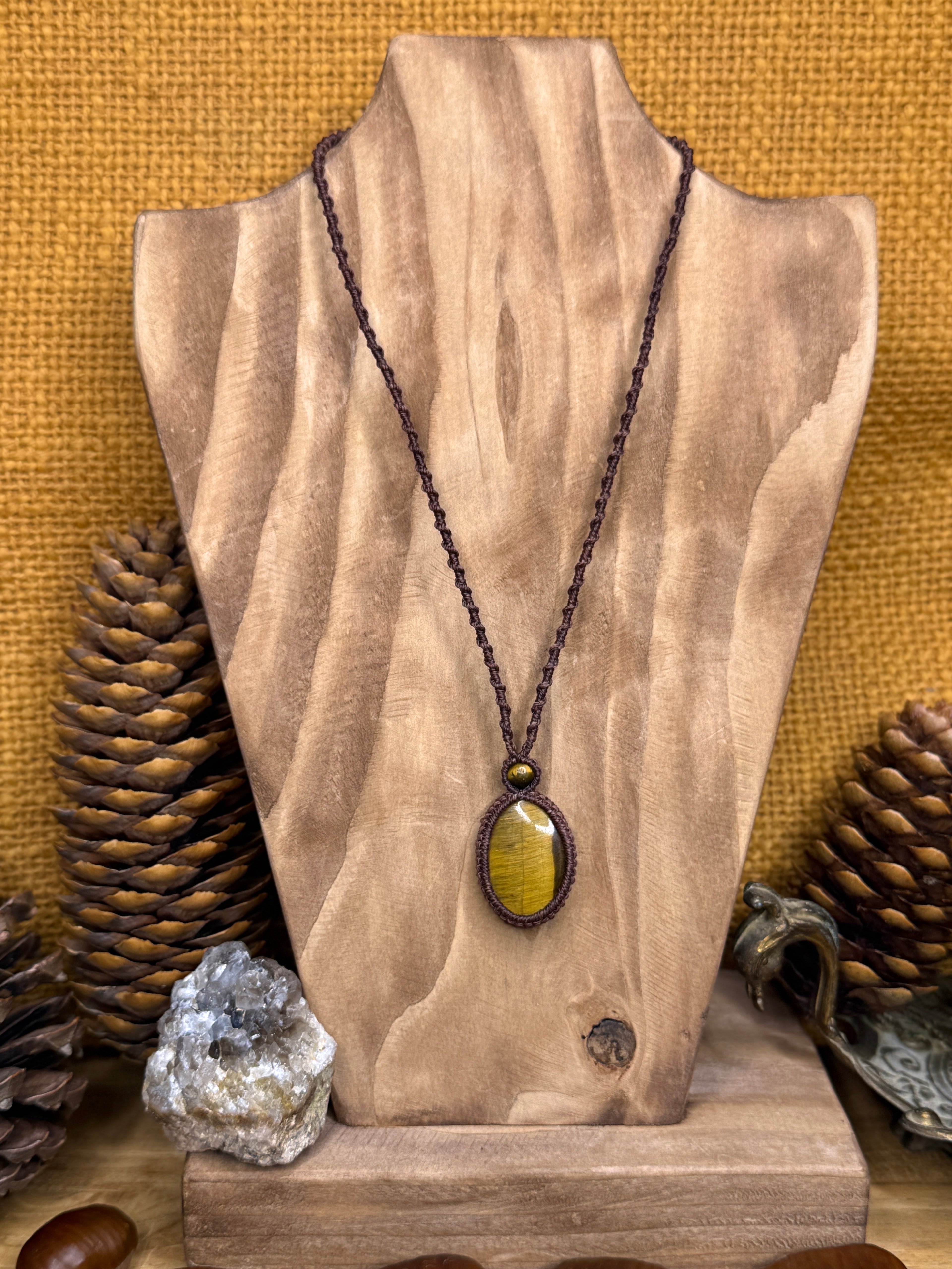 Collier • œil de tigre