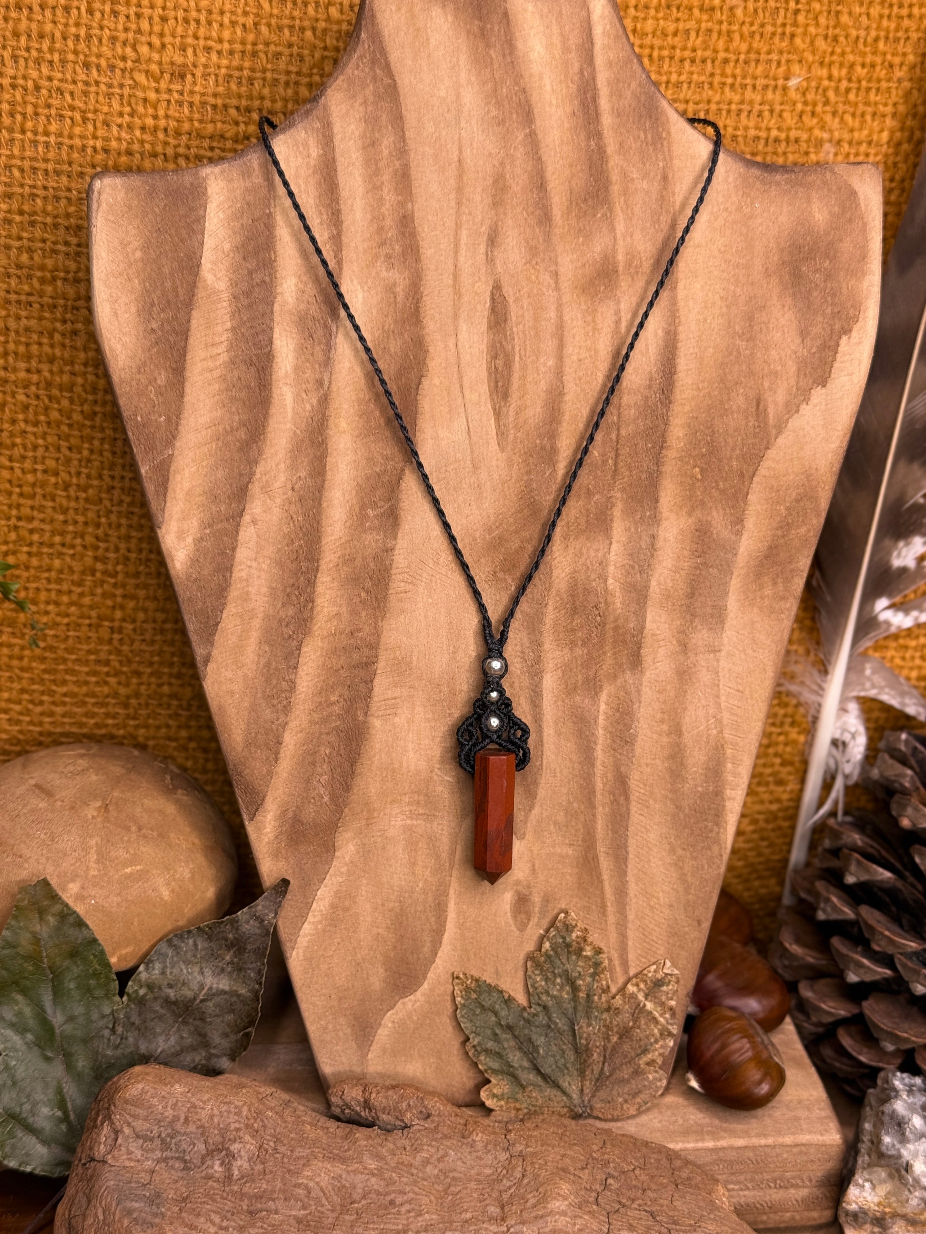 Collier • Pendule • Jaspe Rouge