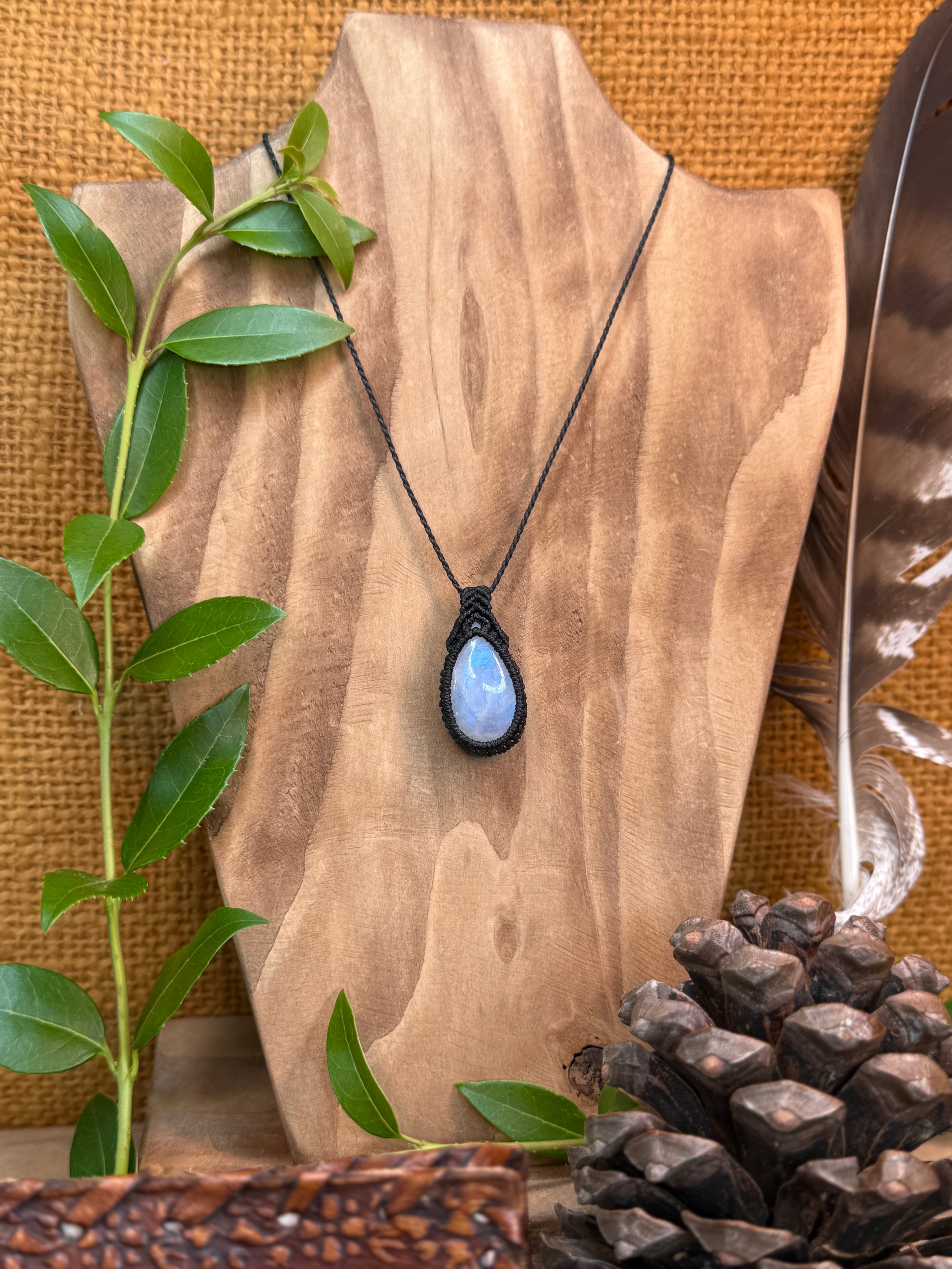 Collier • Pendentif • Pierre de lune
