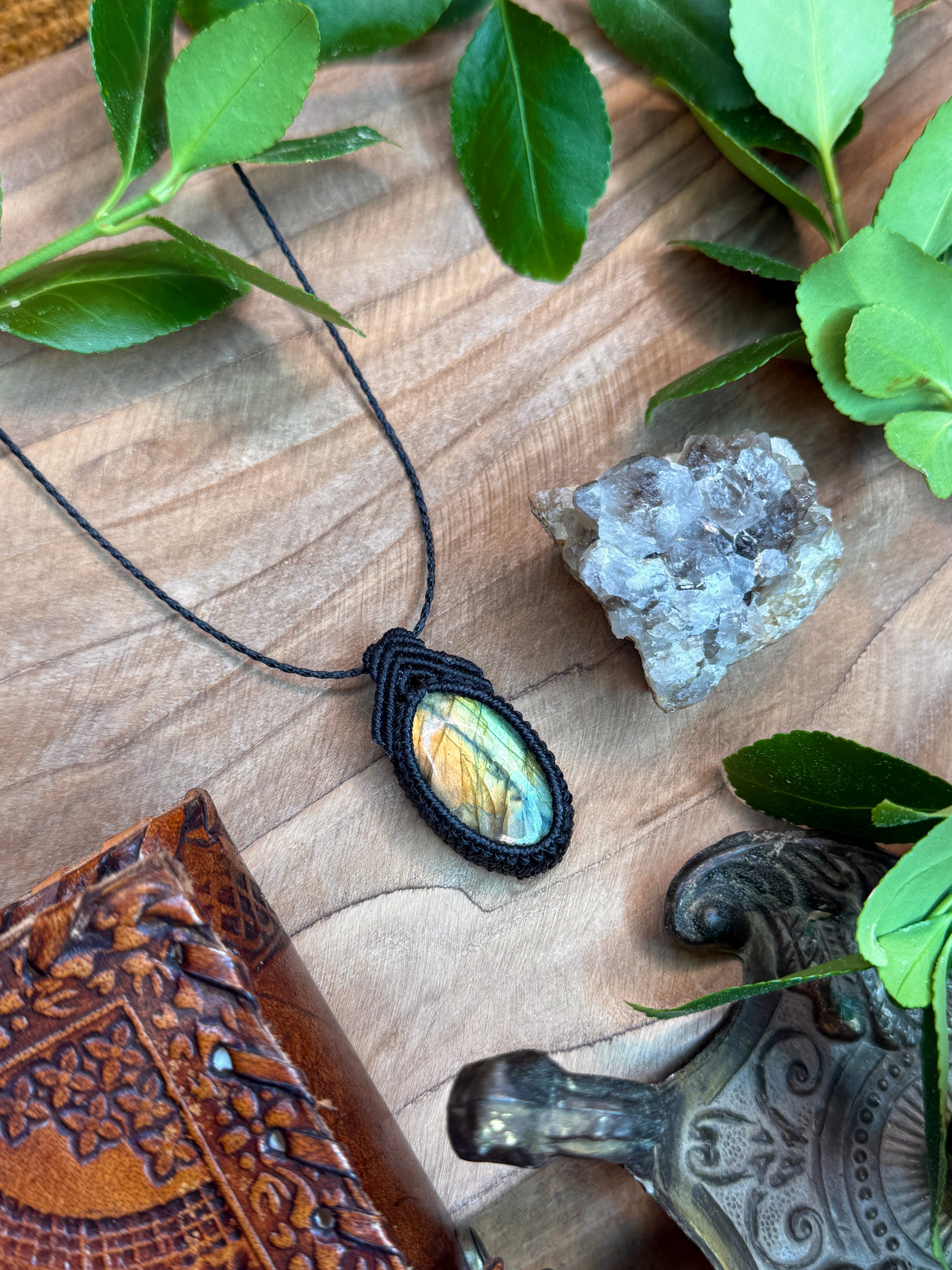 Collier • pendentif • Labradorite