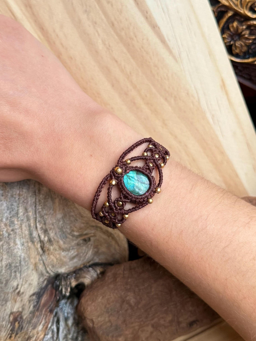 bracelet avec une pierre de labradorite