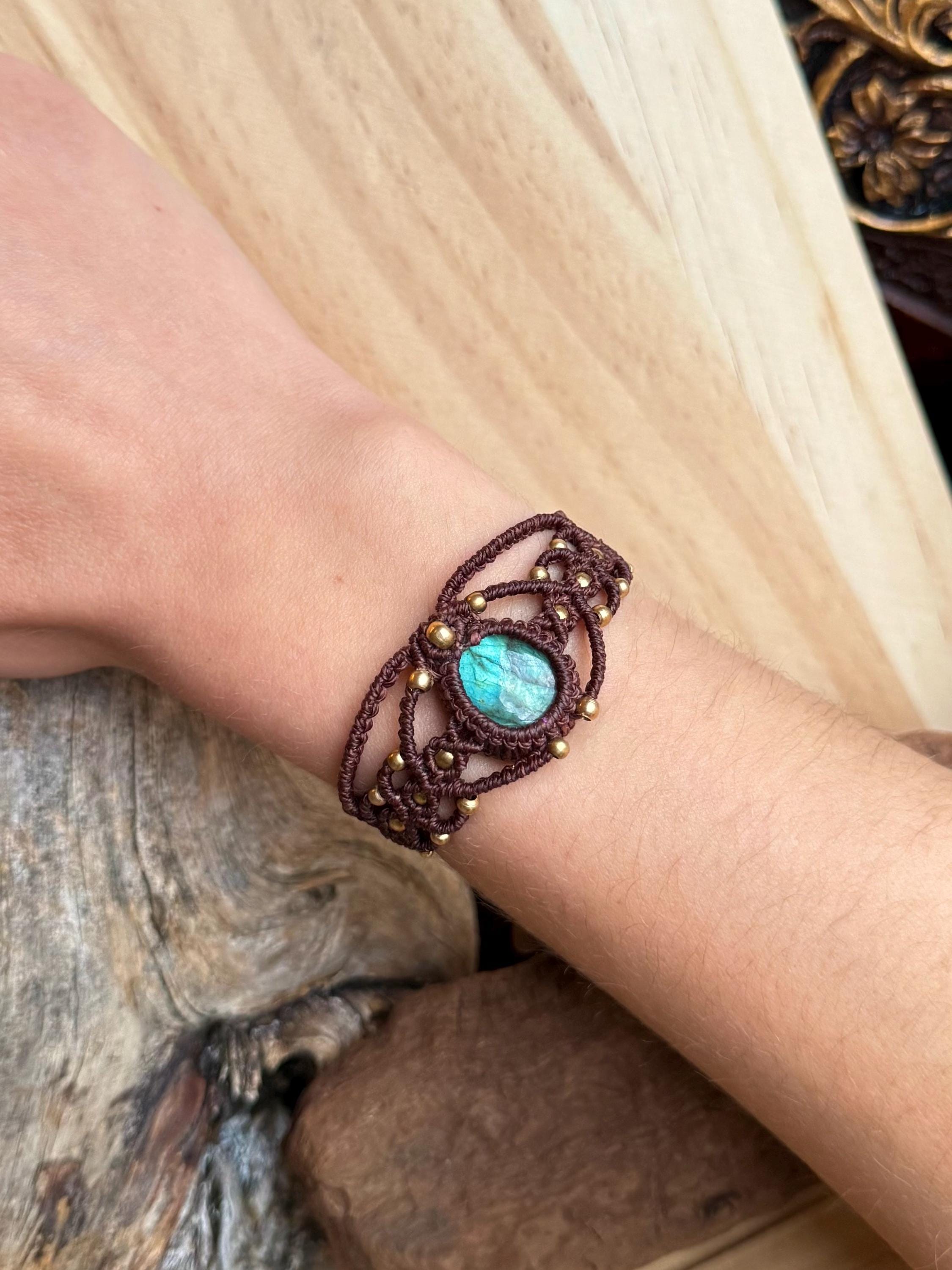 bracelet avec une pierre de labradorite