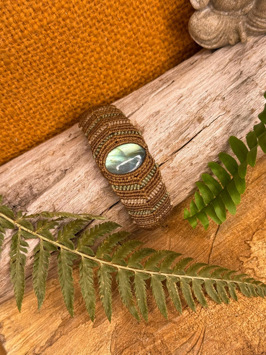 Bracelet avec une pierre de labradorite