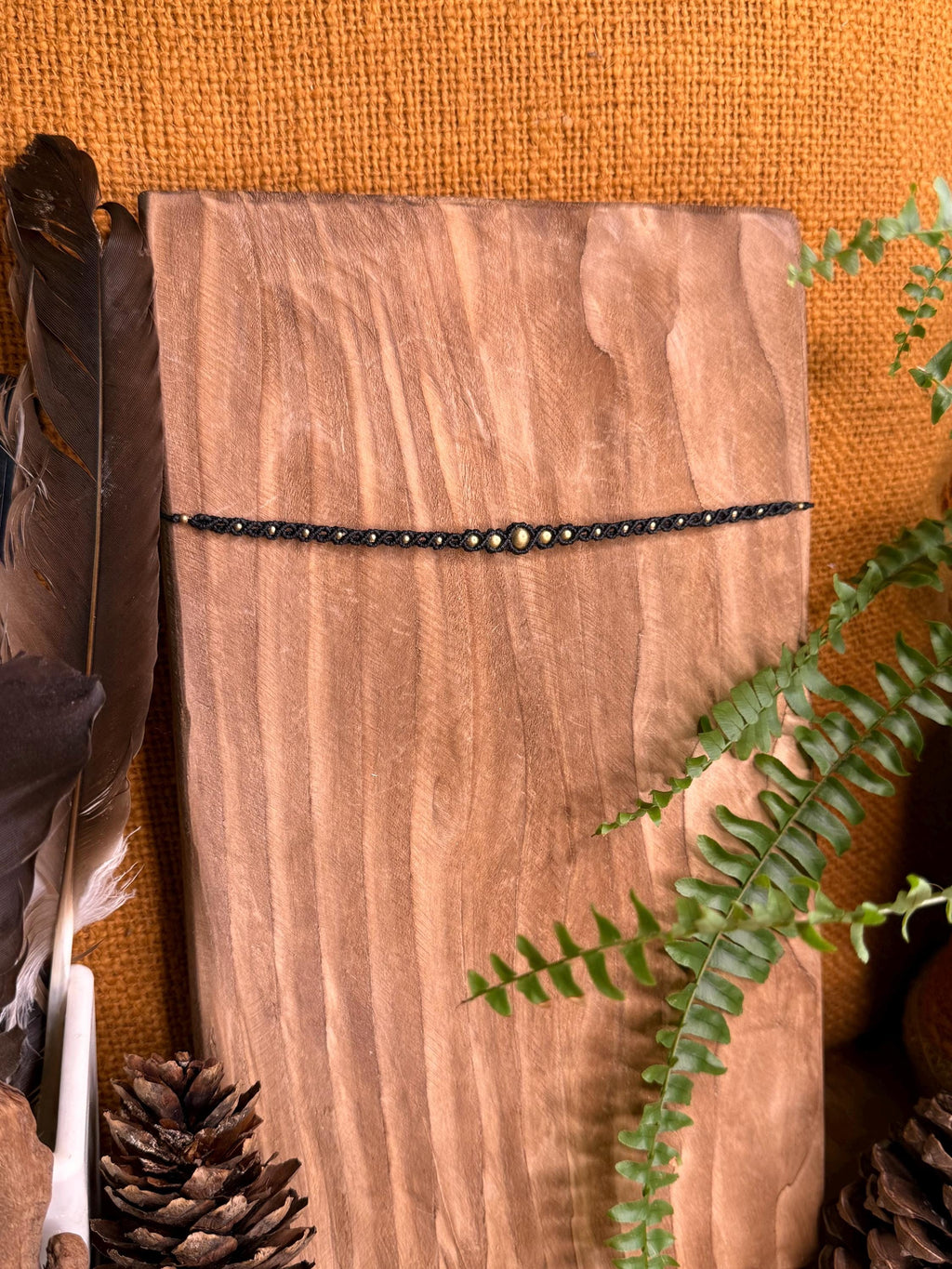 Tour de cou fait main en micro-macramé laiton (ras de cou) (Neckband) hippie - boho - bohème - makrame - collier hippie - collier bohème