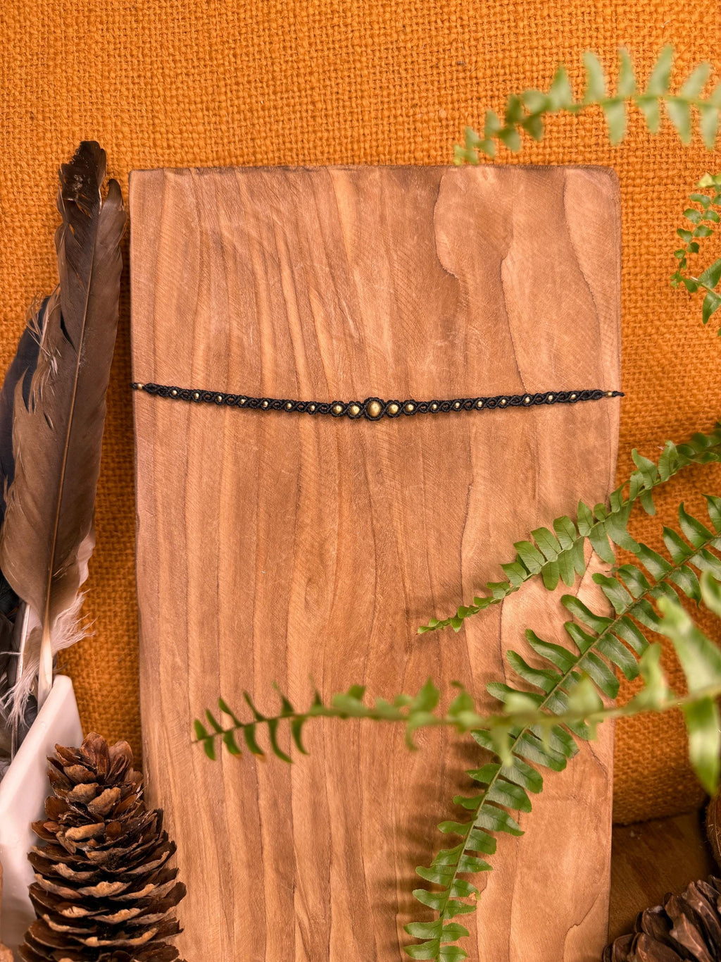 Tour de cou fait main en micro-macramé laiton (ras de cou) (Neckband) hippie - boho - bohème - makrame - collier hippie - collier bohème