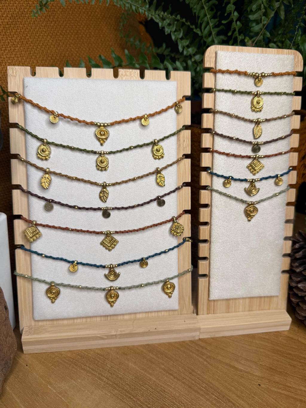 Bracelet fait main en micro-macramé et laiton - bracelet à perle - bracelet hippie - bracelet bohème - bracelet femme