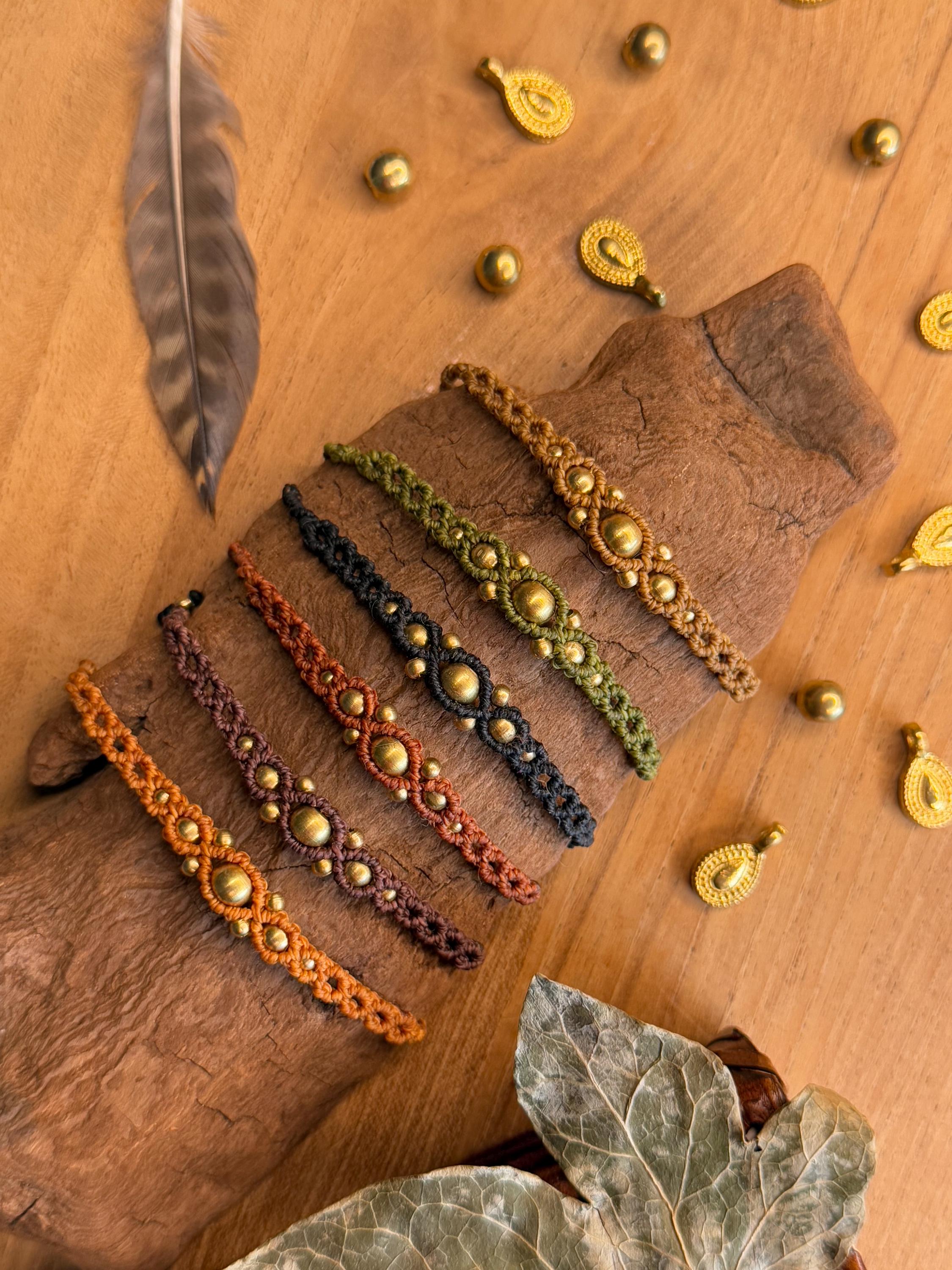 bracelet fait main micro-macramé et laiton hippie - boho - bohème - makrame - bracelet hippie - bracelet bohème - bracelet zen