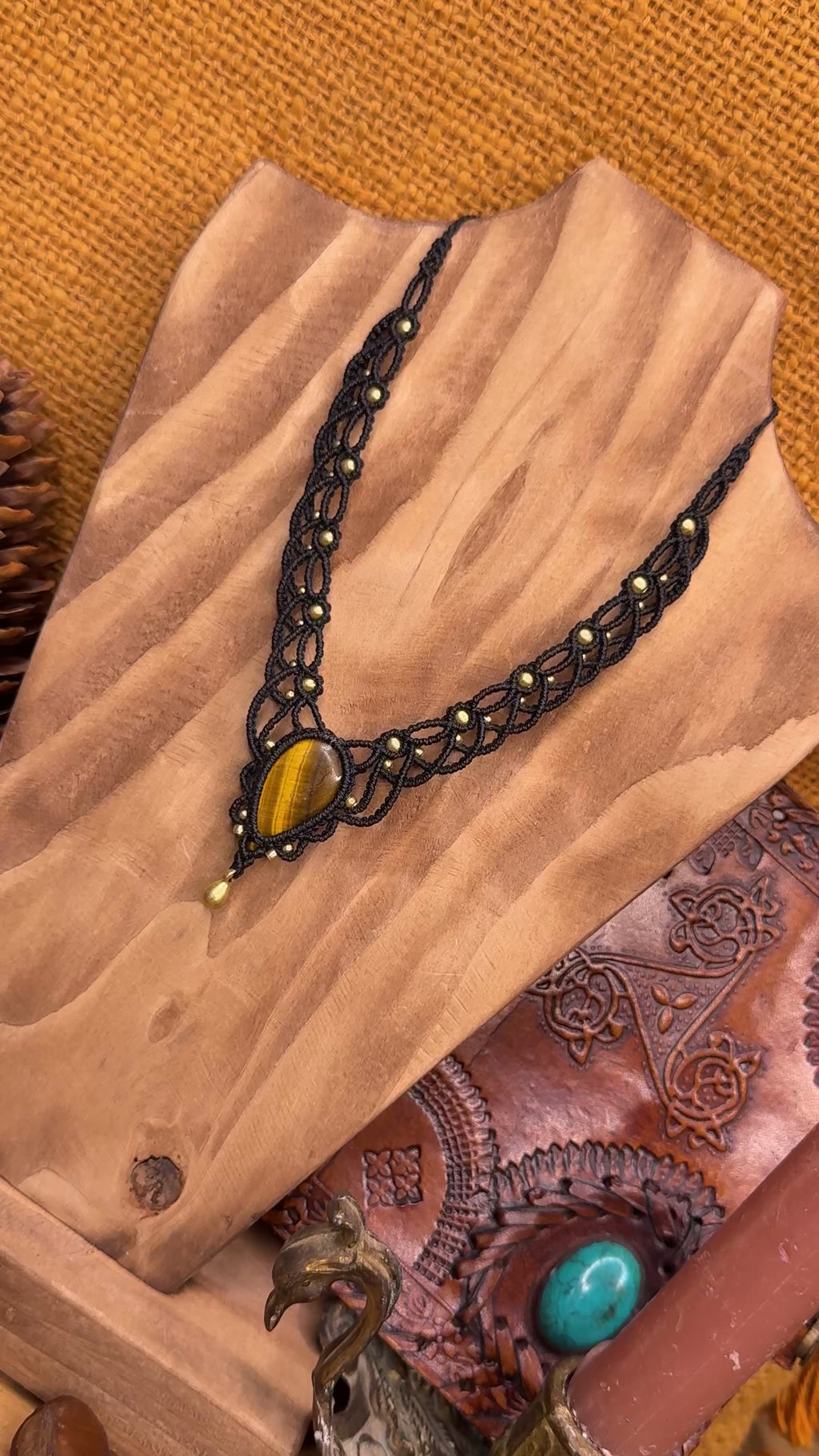 Collier • œil de tigre • Protection & ancrage