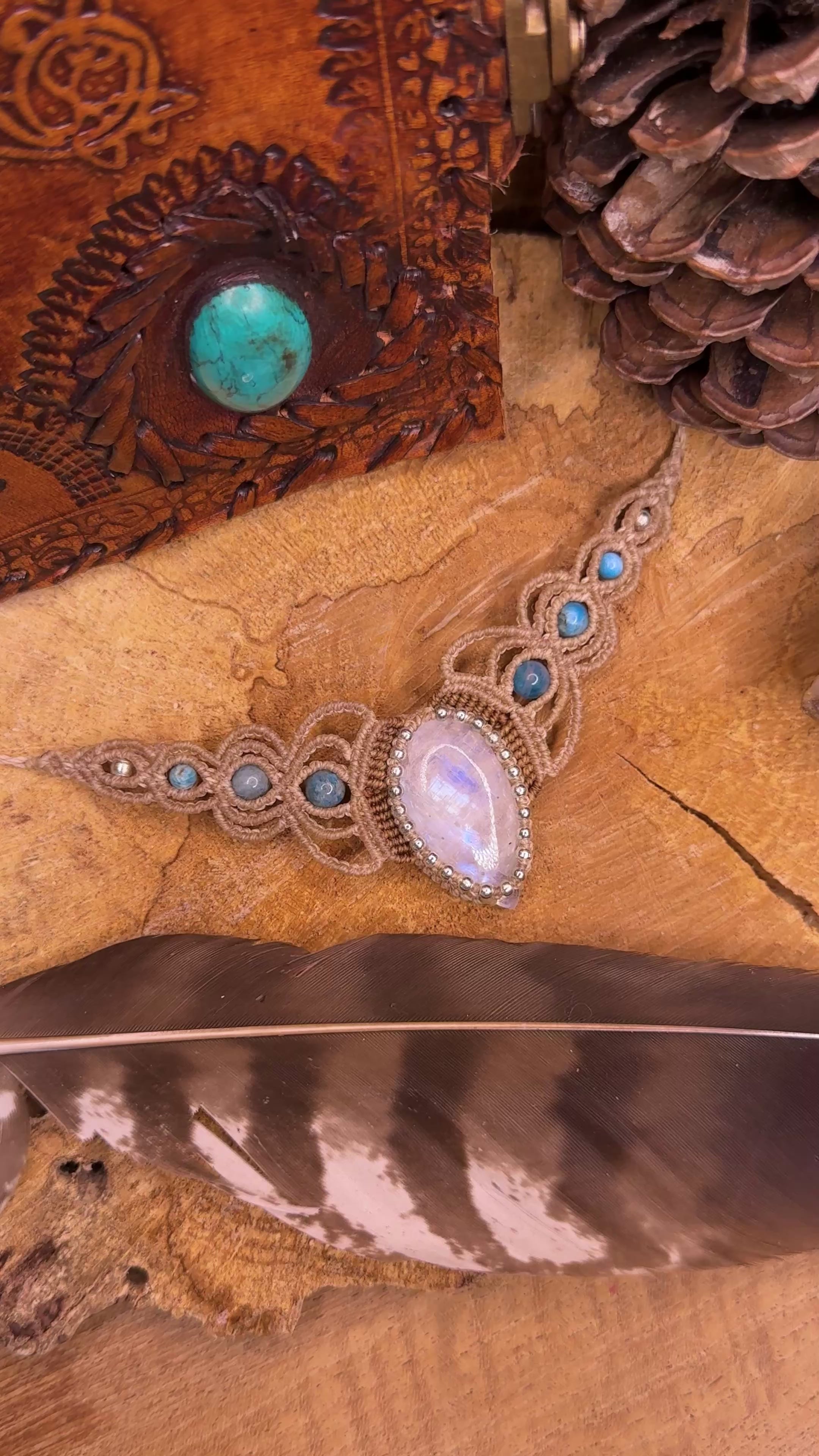 Collier • Pierre de lune • Apatite