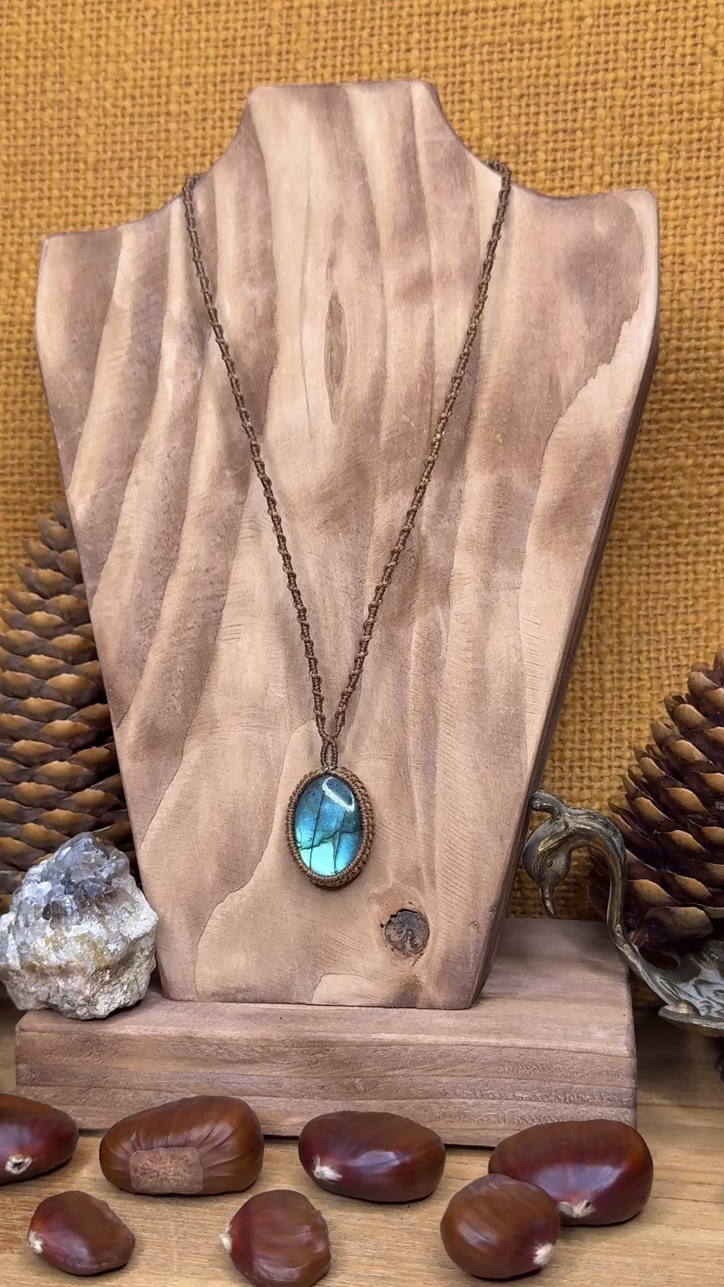 Necklace with a labradorite stone